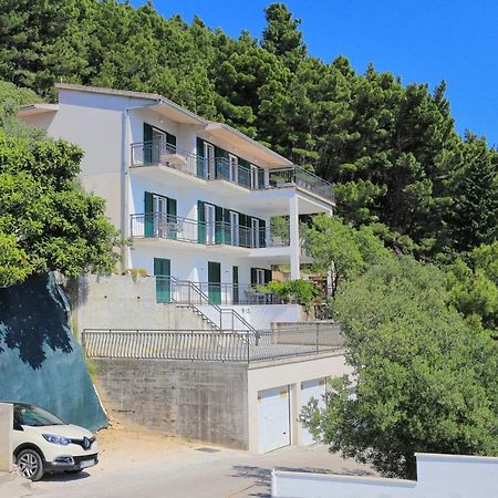 Apartments With A Parking Space Brela, Makarska - 6043 Екстер'єр фото