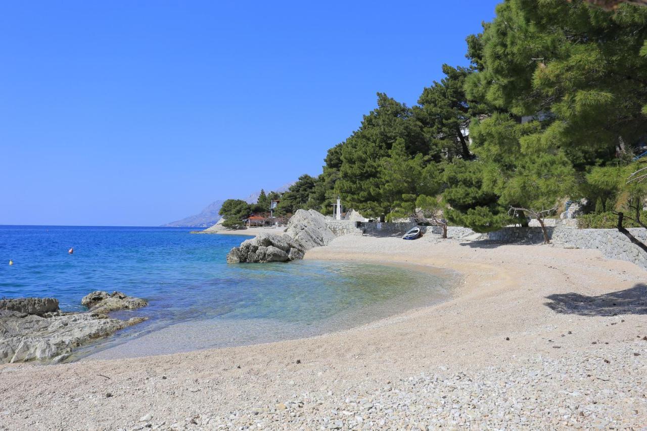 Apartments With A Parking Space Brela, Makarska - 6043 Екстер'єр фото