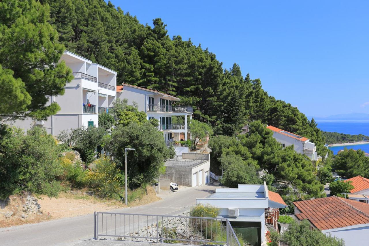 Apartments With A Parking Space Brela, Makarska - 6043 Екстер'єр фото