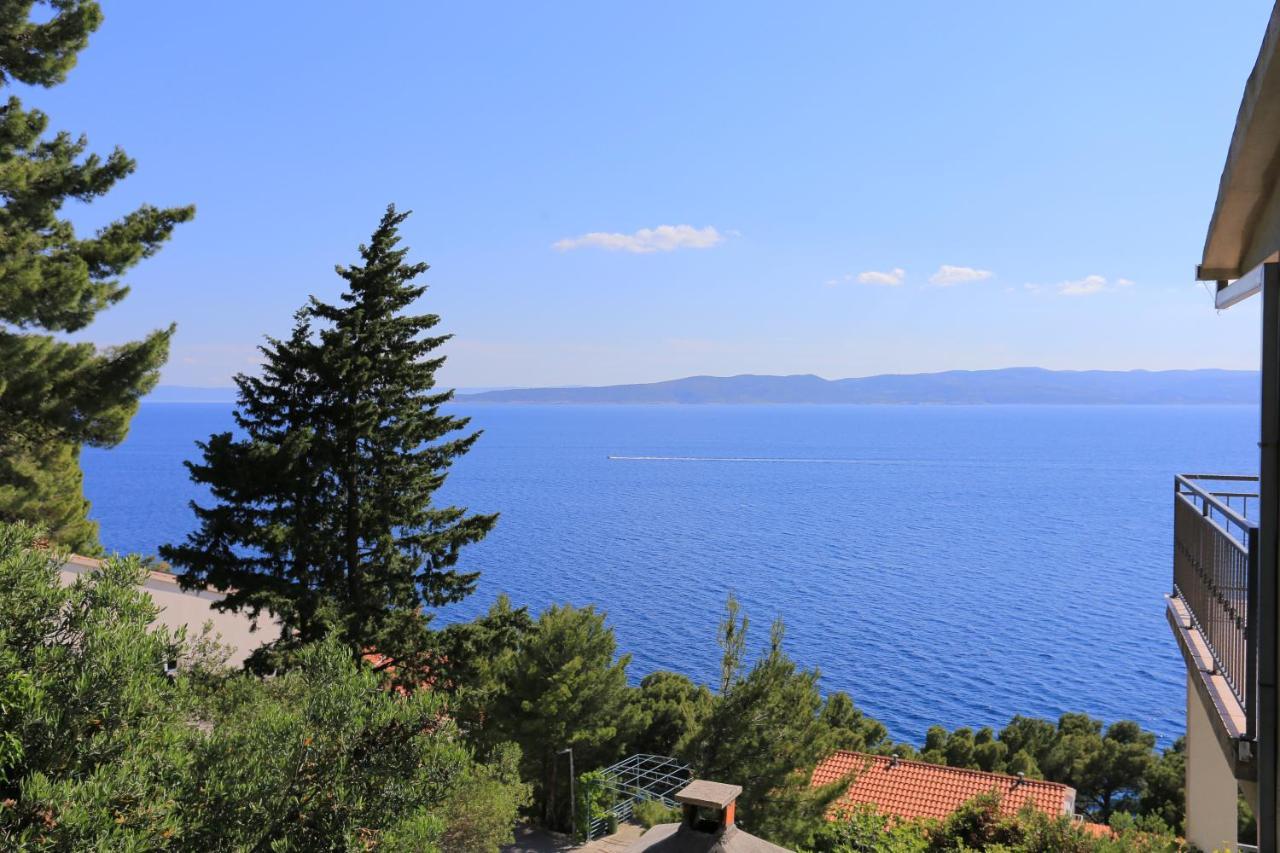 Apartments With A Parking Space Brela, Makarska - 6043 Екстер'єр фото