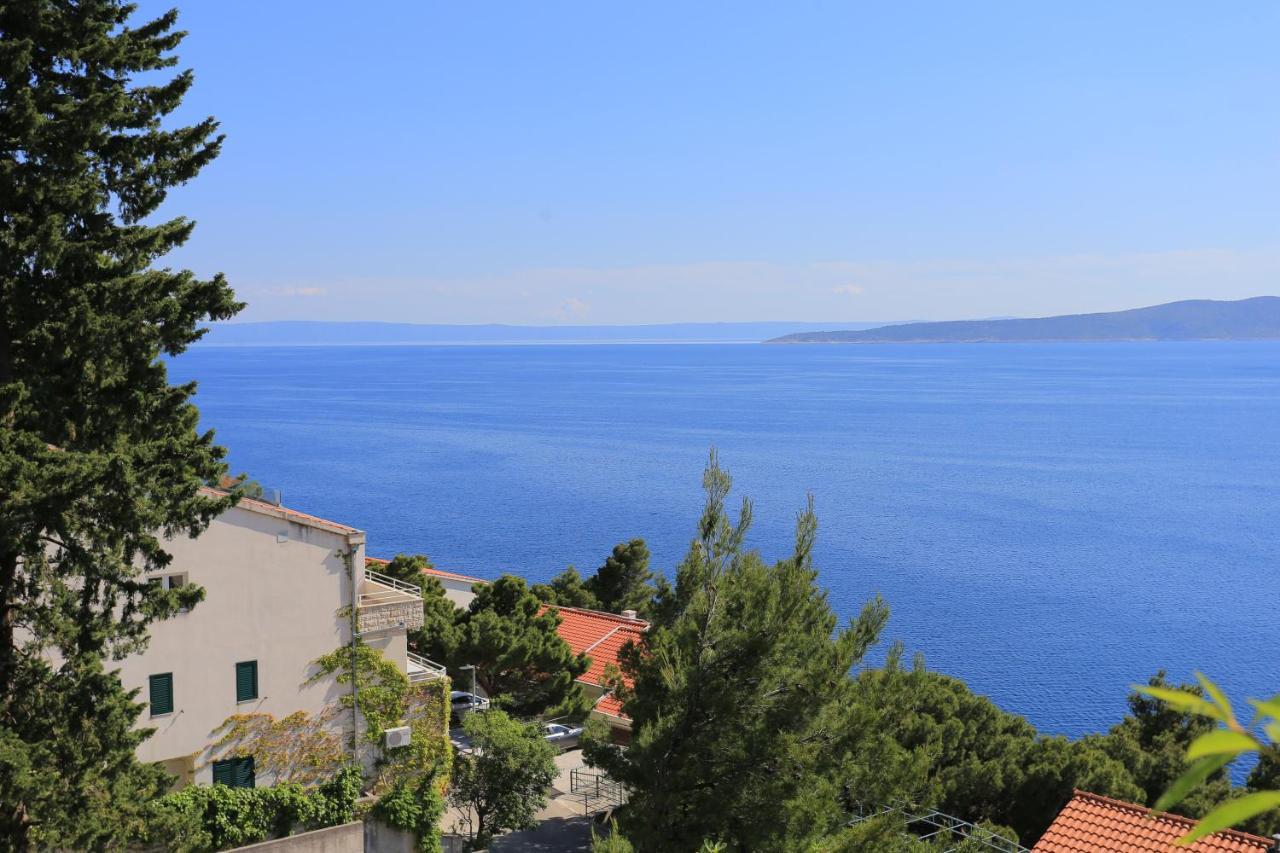 Apartments With A Parking Space Brela, Makarska - 6043 Екстер'єр фото