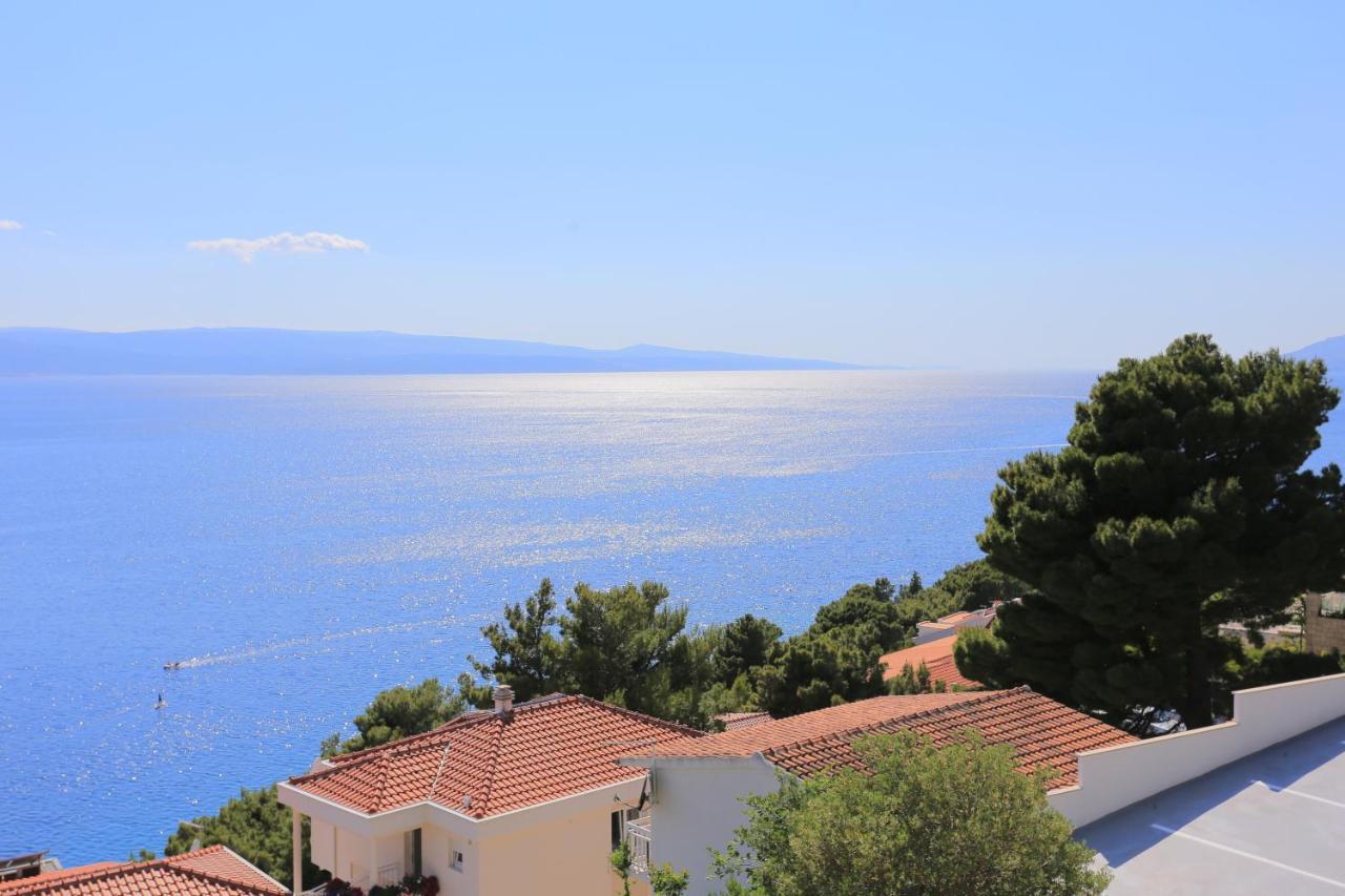 Apartments With A Parking Space Brela, Makarska - 6043 Екстер'єр фото